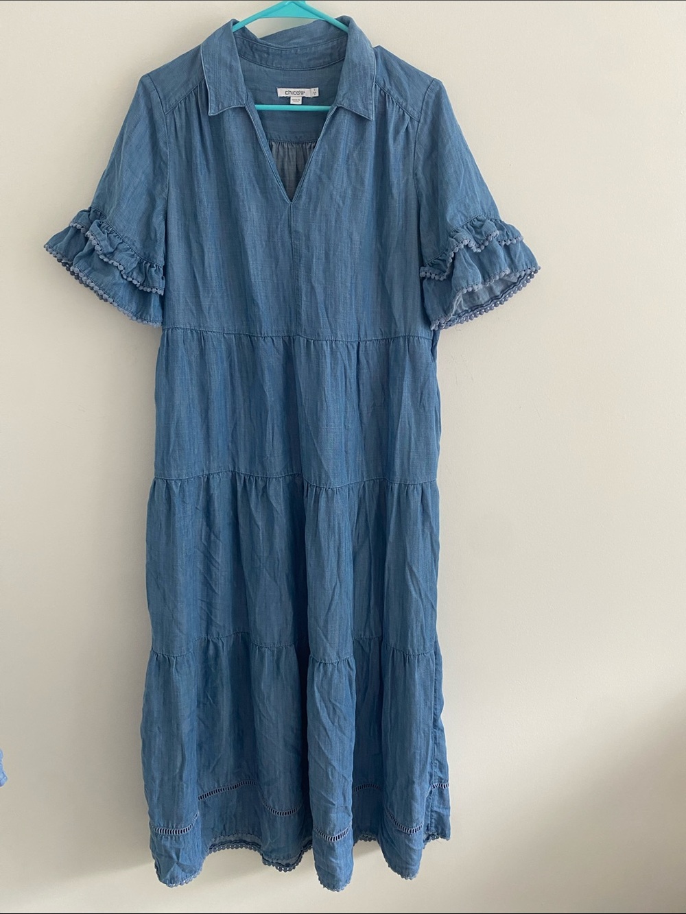 Chico’s Tiered V Neck Collar Chambray Blue Size 8